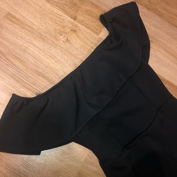 SOLD “Aritzia Ruslan Dress” DUPE - Picture 2 of 3